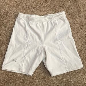 Women’s Under Armour Spandex Short MEDIUM